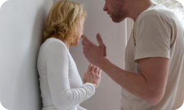 Un couple en situation de conflit